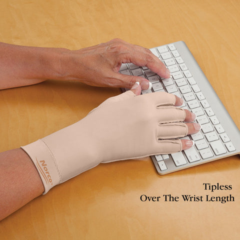 Compression Glove, Over Wrist, 3/4