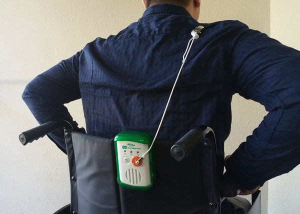 TL-3100V with FM-05 - 24"x36" (gray) floor mat with breakaway cord - 1 year warranty - in retail packaging with batteries included